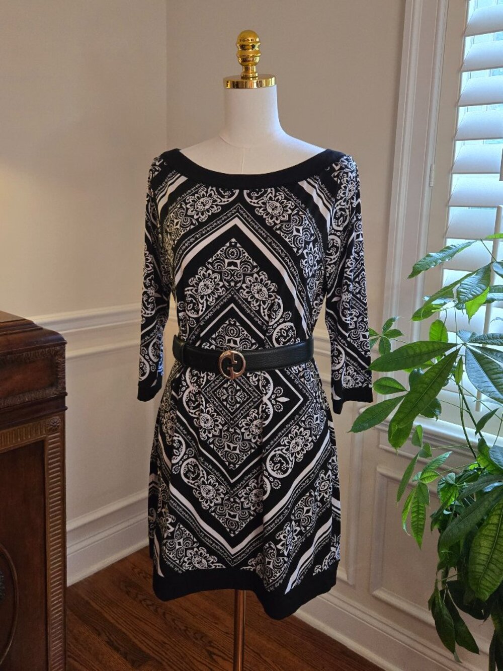 White House Black Market Black White Tunic Dress